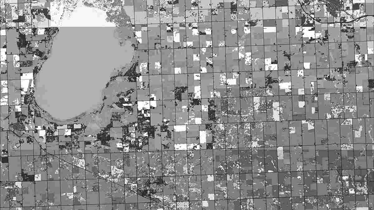 East central crops lake 300dpi